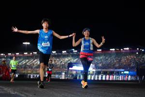 BIB: 42895, 4568
                            <button type="button" onclick="openModal(19599490)" class="btn btn-primary btn-sm float-right btn-popup" data-toggle="modal" data-target=".modal-high-quality">
                        <i class="fas fa-shopping-cart"></i> Add to Cart
                    </button>
                                            <button type="button" onclick="isThisMe(19599490, true)" class="btn btn-success btn-sm float-right btn-popup btn-isme hidden" data-toggle="tooltip" data-placement="bottom" title="นี่คือรูปของคุณใช่ไหม คลิกที่นี่เพื่อเอาเข้าอัลบั้ม">
                        <i class="fas fa-plus"></i> Add to album
                    </button>
                    <button type="button" onclick="isThisMe(19599490, false)" class="btn btn-warning btn-sm float-right btn-popup btn-isnotme hidden">
                        <i class="fas fa-ban"></i> Remove from album
                    </button>